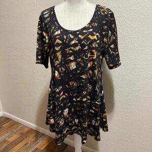 LuLaRoe - Perfect T - Chic Black Patterned Women's Top - Size Large - NWT